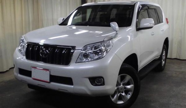 Top 4 Reasons Why You Should Choose A Land Cruiser For Self Drive Land Cruiser For Self drive