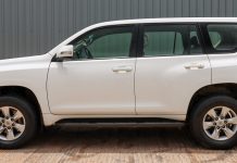 Rent Car & Travel in Comfort: Executive Transport in Rwanda Luxury 4x4 Rwanda Rwanda Rental Car Hacks - How Tourists Save 40% on Car rental Car Rental in Rwanda for Safari, Kigali City and Long Trips How to Rent a Luxury Car in Rwanda Without a Local License Car Hire Rwanda – Best Vehicles for City & Safari Trips Compare Car Rental Rwanda | Prices for SUVs, 4x4 & Sedans