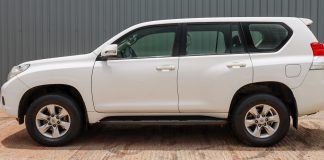 Rent Car & Travel in Comfort: Executive Transport in Rwanda Luxury 4x4 Rwanda Rwanda Rental Car Hacks - How Tourists Save 40% on Car rental Car Rental in Rwanda for Safari, Kigali City and Long Trips How to Rent a Luxury Car in Rwanda Without a Local License Car Hire Rwanda – Best Vehicles for City & Safari Trips Compare Car Rental Rwanda | Prices for SUVs, 4x4 & Sedans